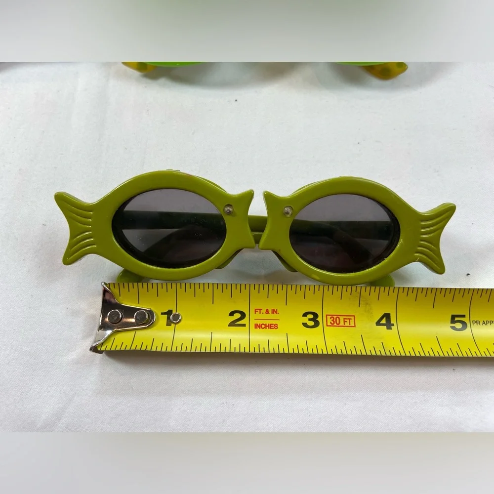 Trendy Kids Sunglasses 4pairs Bright Green, Olive Fish shape, Miss Kitty,‎ white